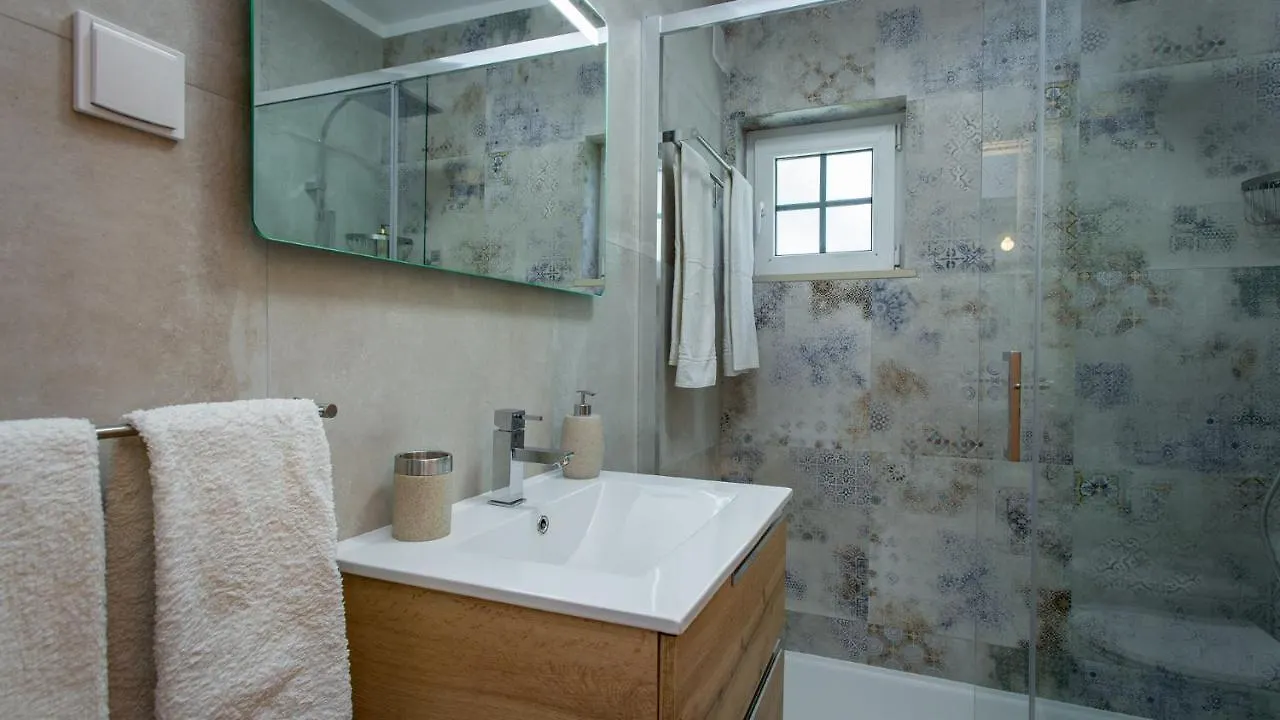 Glamorous 1Bdr Apartment W/ Balcony And Pool By Lovelystay Portugal